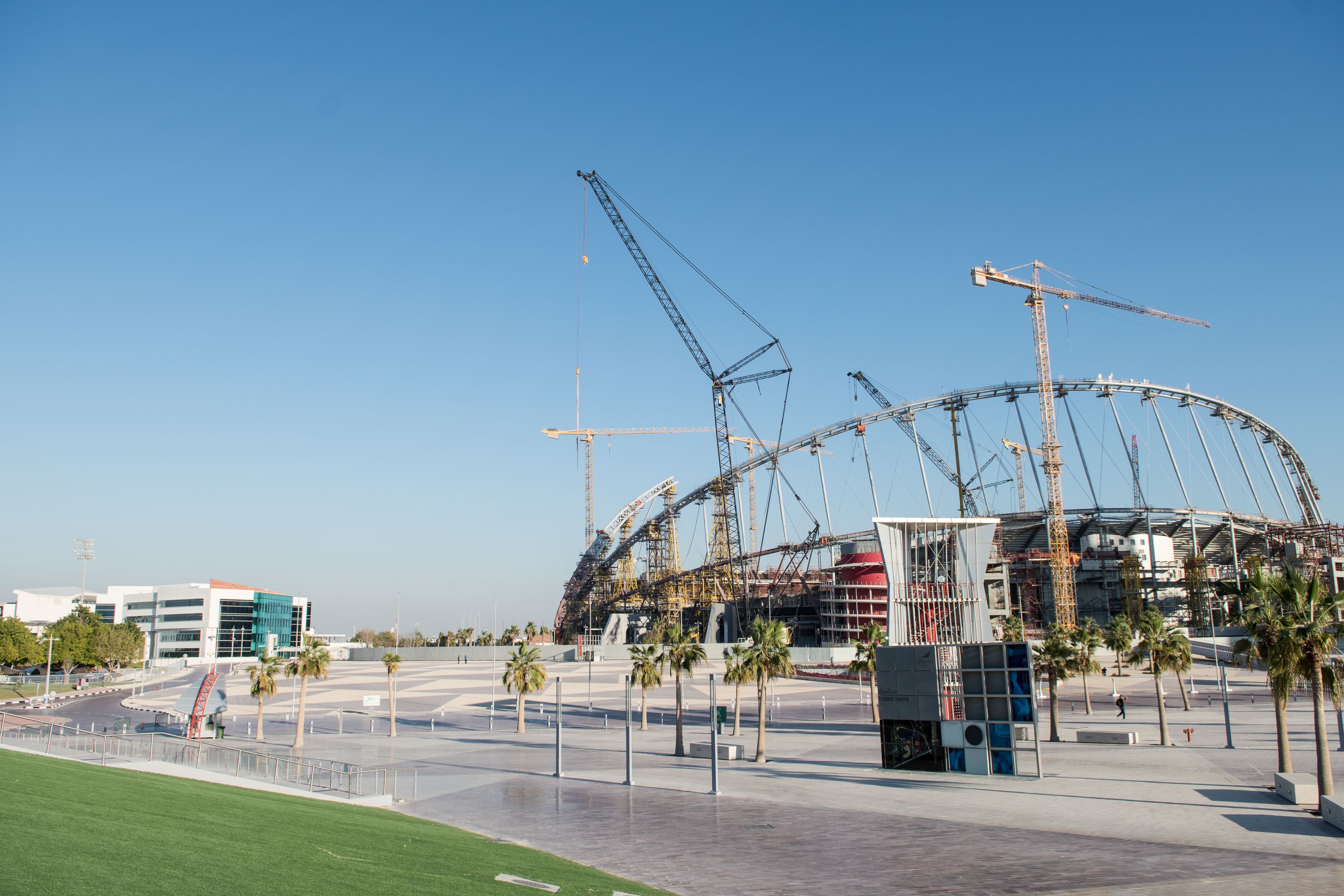 Amnesty International: Qatar 2022 World Cup stadiums being built